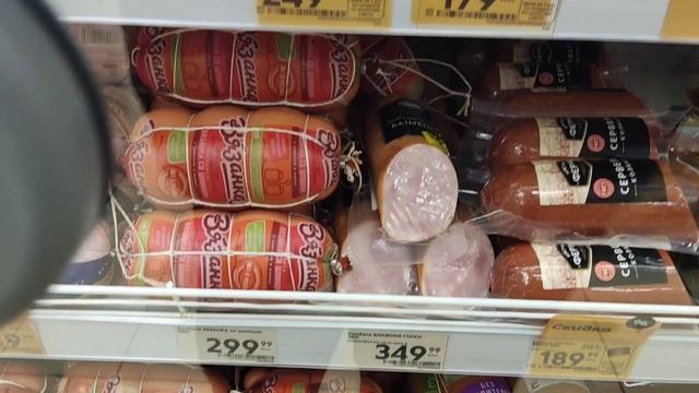 19.01.2023. КОММУНИЗМ ПРОЦВЕТАЕТ В "ПЯТЕРОЧКЕ" колбаса и сосиски по 35 РУБЛЕЙ смотреть онлайн