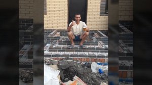 СТУПЕНЬКИ ИЗ КИРПИЧА "ПИРОГ "