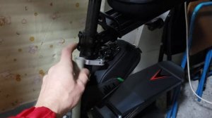 Решение с опускающимся сиденьем электро самокат