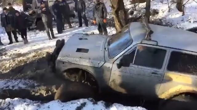 Нива на раме, 35 Симекс, турбо смотреть онлайн