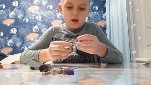 Опять эти же наборы Lego Minecraft пакетиках прикольные фигурки но ужасные постройки