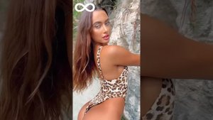 Kamila Davies | American/Brazilian Model, Instagram Sensation & influencer  - Bio & Info