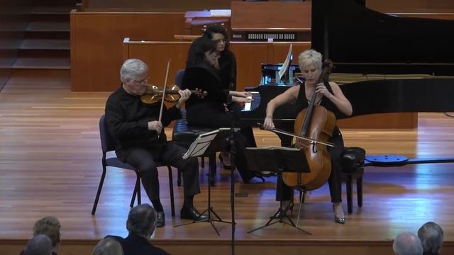 Zukerman Trio: Anton Arensky Piano Trio in D minor, Op. 32 смотреть онлайн