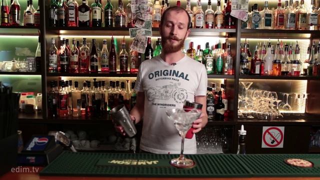 Коктейль Зелёный шершень (Стингер) — рецепт Едим ТВ смотреть онлайн