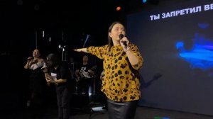 Анна Федосеева / ПОСЛЕ ШТОРМА ПАХНЕТ МИРОМ / Краеугольный камень г. Иркутск