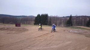 Suzuki RMZ 450 2016 vs Yamaha WR450 2006