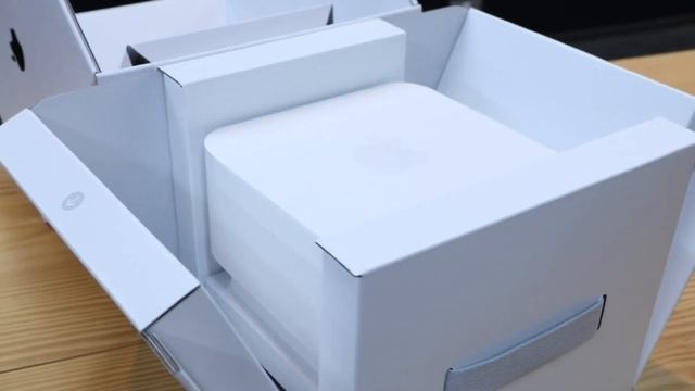 Mac Studio M1 MAX Unboxing смотреть онлайн