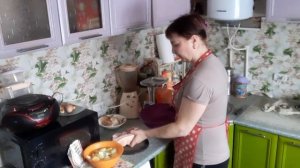 Спешу жарить котлеты