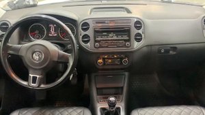 Экспресс обзор от Ханпенсен А.В.Volkswagen Tiguan, 2012 145 892 км, 1.4, MT(122 л.с.),внедорожник,