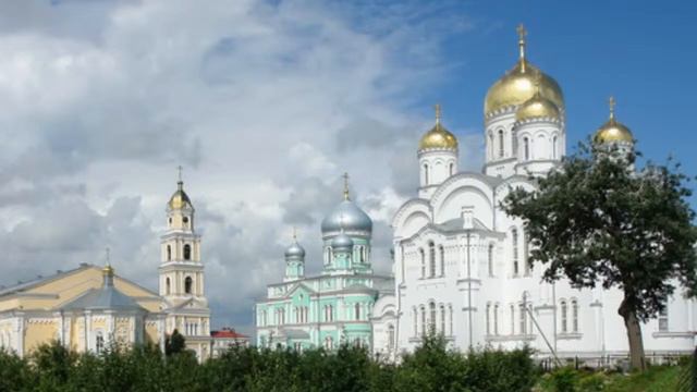 Прямая трансляция пользователя Свято-Троицкий Серафимо-Дивеевский женский монастырь смотреть онлайн