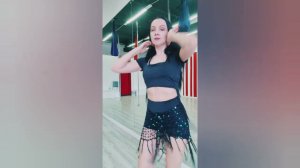 Разминка для грудного отдела позвоночника в Bellydance. Уроки восточного танца с Еленой Сазоновой.
