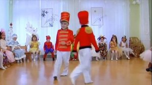 ТАНЕЦ СОЛДАТИКОВ СРЕДНЯЯ ГРУППА