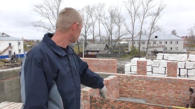 Стоительство школы-сада в Кузоватово идет полным ходом смотреть онлайн