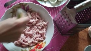 ОЧЕНЬ ВКУСНЫЙ САЛАТ С КОПЧЕНЫМ МЯСОМ!