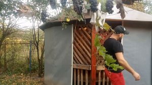 Оригинальная самодельная беседка из поддонов