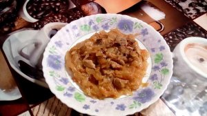 тушеная квашеная капуста с мясом, бигос