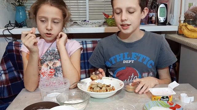 ЧЕЛЛЕНДЖ ПЕЛЬМЕНИ / Выбери правильный соус смотреть онлайн