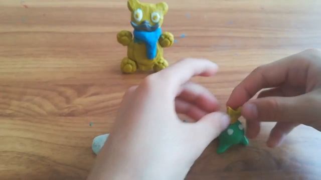 Как слепить лягушку из пластилина. Видео для новичков смотреть онлайн