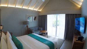 Отель Amari Raaya Maldives 5* обзор Мальдивы / Новый резорт с шикарным пляжем и классным дизайном