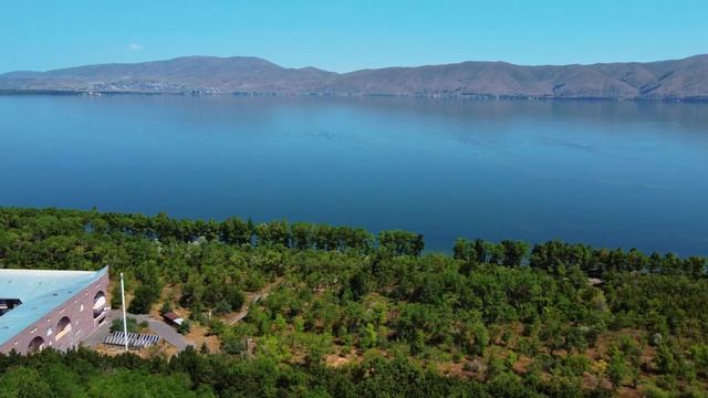 АРМЕНИЯ , что ты творишь со мной?!!! Озеро Севан и монастырь Севанаванк. Пробую севанского сига. смотреть онлайн