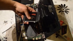 Asus x200ca . Upgrade from hdd to ssd , sandisk ultra II .