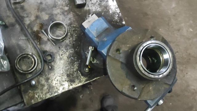 Део Нексиа,замена конусного ступичного подшипника. смотреть онлайн