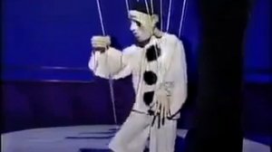 Марионетка обрывает нити