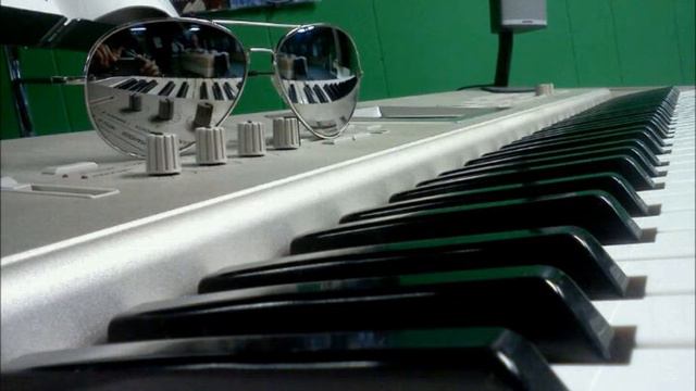 Bells? Prod. by iLL WinK (sample) смотреть онлайн