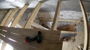 Крепление профиля под гипсокартон на наклонной мансардной стене - часть 1