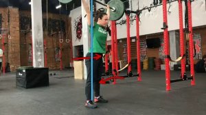 Рывок штанги в стойку