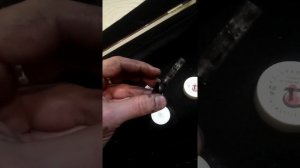не держит колок на скрипке не держит строй скрипка расстраивается почему