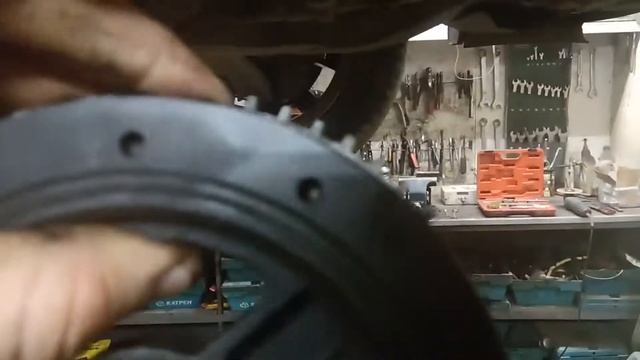 Mazda CX7 замена переднего сальника коленвала смотреть онлайн