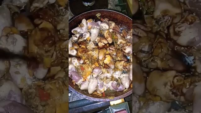 Как тушить куриные сердечки, в собственном соку. 😋