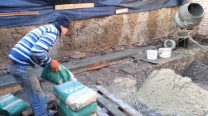 Укрепление фундамента старого дома изнутри, заливка ленточного фундамента
