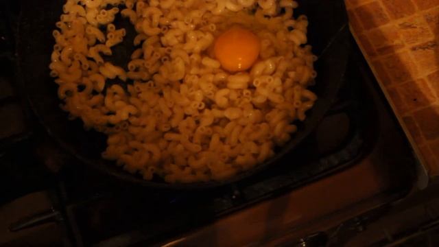 Макароны,жареные с яйцом смотреть онлайн