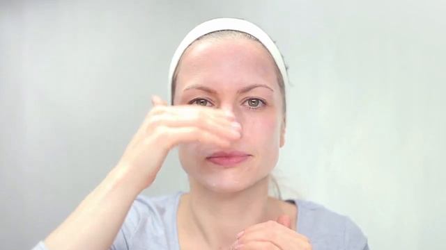 Косметическое молочко от солнца Sunprotect Essense, 30 мл смотреть онлайн