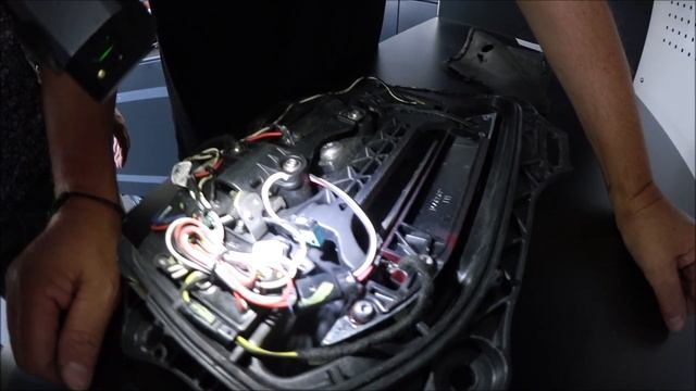 Tesla Model S Türgriff fehlerhaft / Ausbau- Einbauanleitung смотреть онлайн