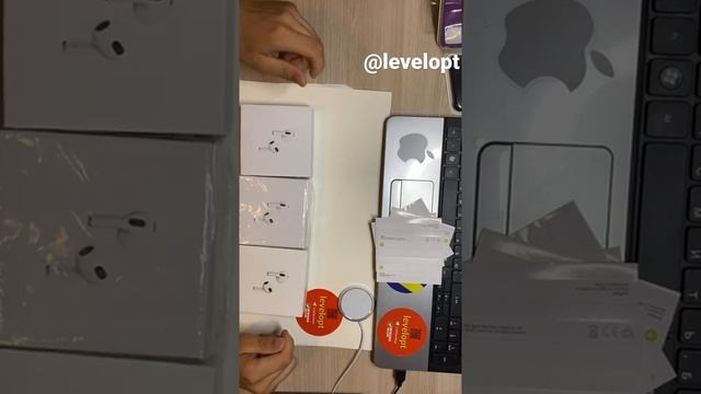 Обзор AirPods 3 Копия (Продолжение на канале ) смотреть онлайн