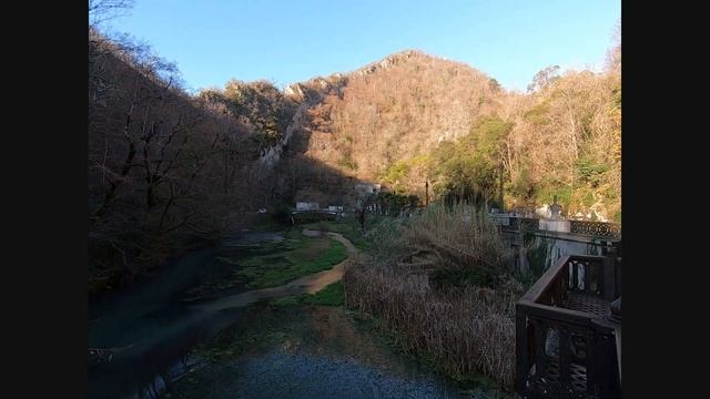 Новоафонский водопад в Абхазии зимой | Заброшенная ЖД станция Псырцха | Новый Афон смотреть онлайн