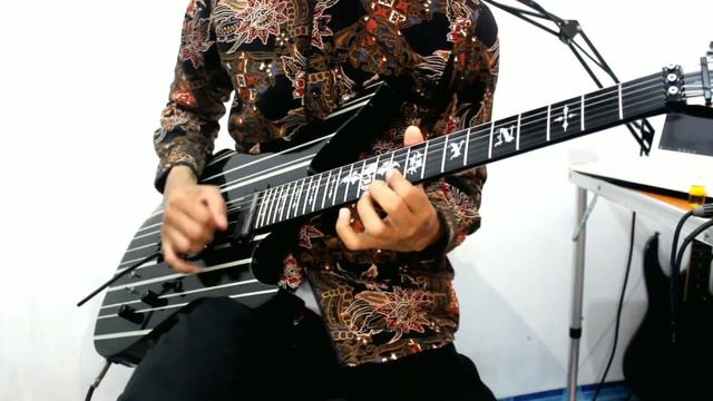 M.I.A - AVENGED SEVENFOLD | SYNYSTER GATES CUSTOM S GUITAR COVER SUSTAINIAC смотреть онлайн