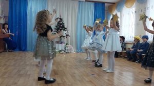 Танец "Хрустальные звёздочки"
