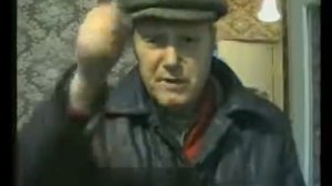 Дедушка старый, ему всё равно