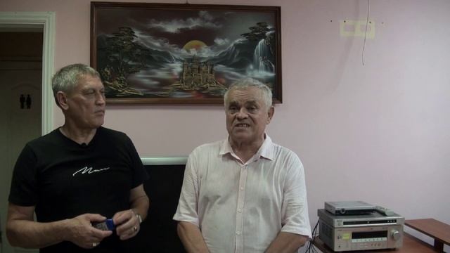 А.Погодин и П.Волков, что делать