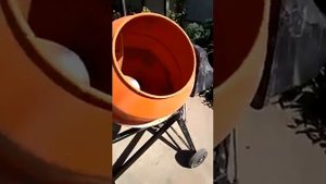Видео отзыв нашего покупателя о работе Бетономешалки Лидер БМ-200Т