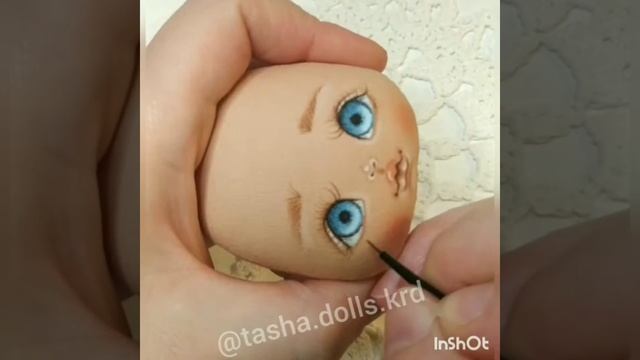 Рисуем реснички куколке (111)