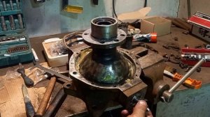 УАЗ Патриот. Регулировка шкворней поворотного кулака.