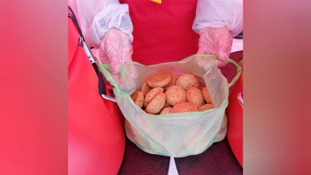 Наши волонтеры на посту!