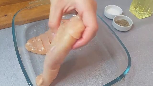 Картофель в духовке с курицей. Рецепт для вкусного ужина смотреть онлайн