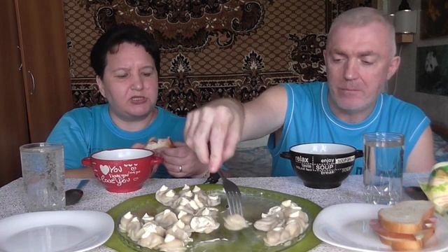 MUKBANG RUSSIA|DUMPLINGS|ПЕЛЬМЕНИ|КЛАБСЭНДВИЧИ ПО_НАШЕНСКИ|ШПРАЙТ