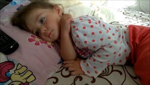 Алиса впервые идет в детский сад